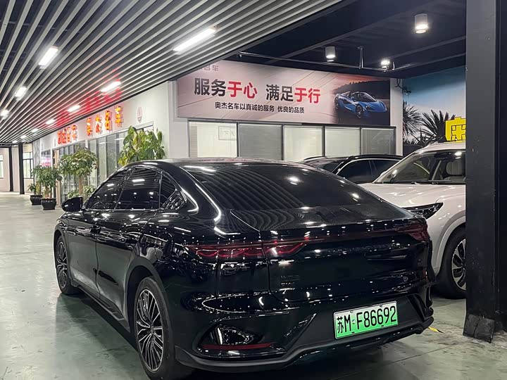 Фото 8 - BYD Han