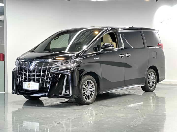 Фото 1 - Toyota Alphard