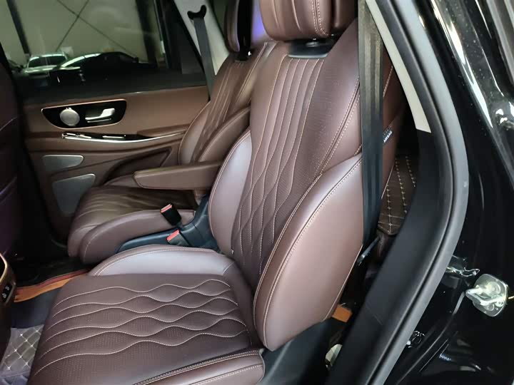 Фото 15 - Exeed VX