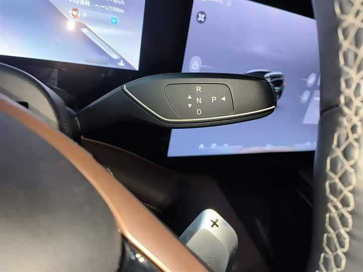 Фото 7 - Exeed VX