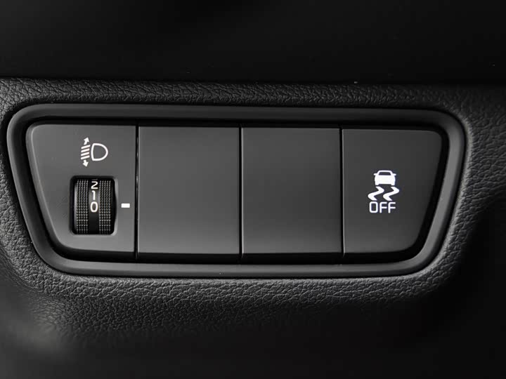 Фото 11 - Kia K3