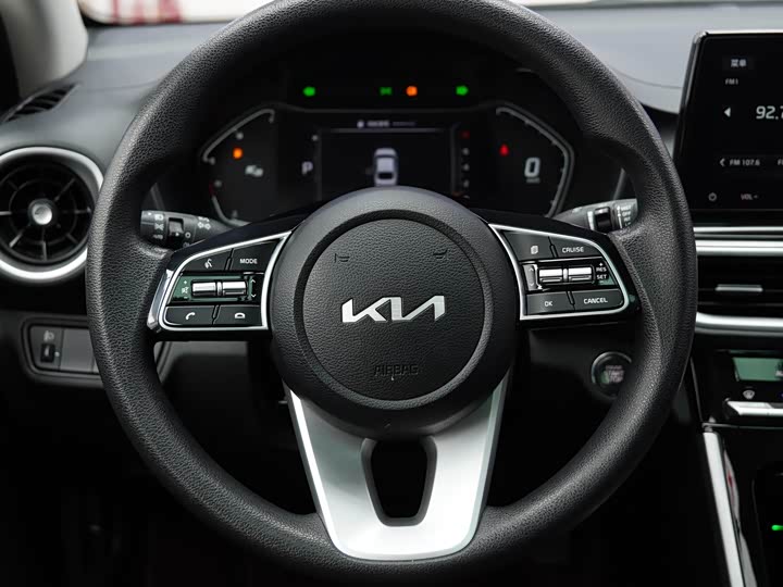 Фото 13 - Kia K3