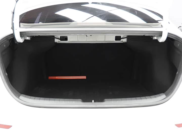 Фото 18 - Kia K3