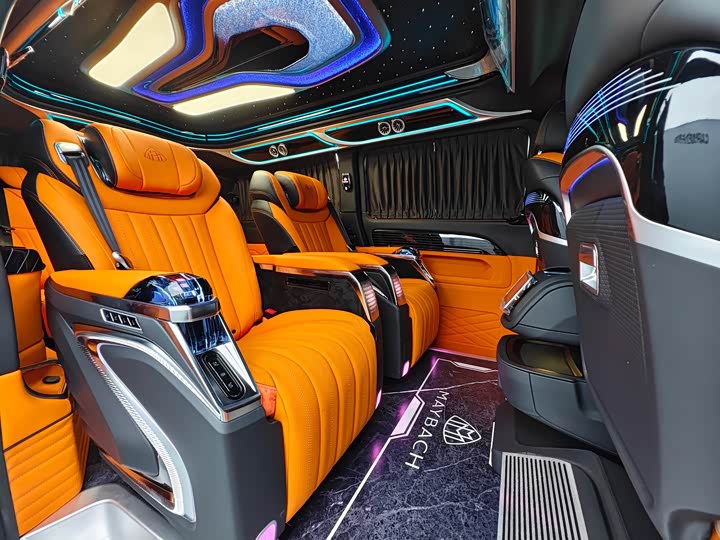 Фото 18 - Mercedes-Benz Vito