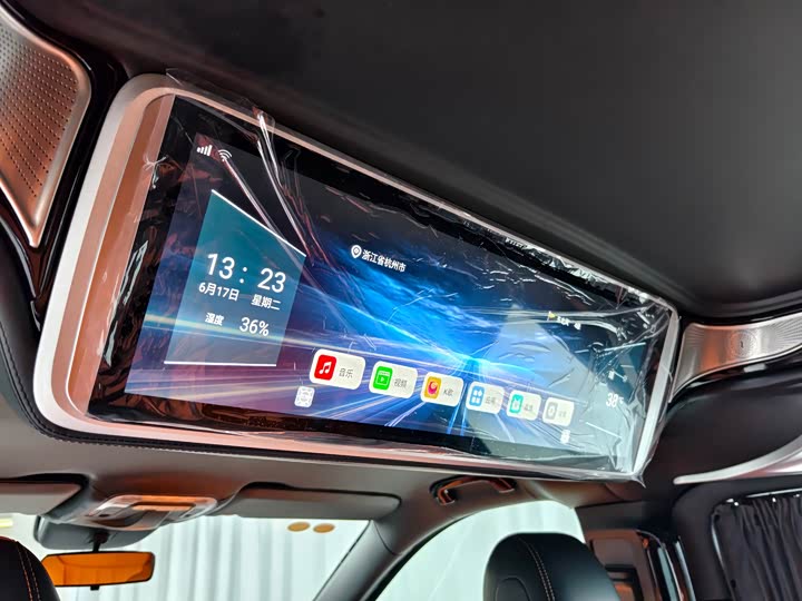 Фото 23 - Mercedes-Benz Vito