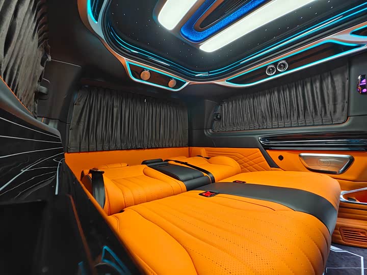 Фото 29 - Mercedes-Benz Vito