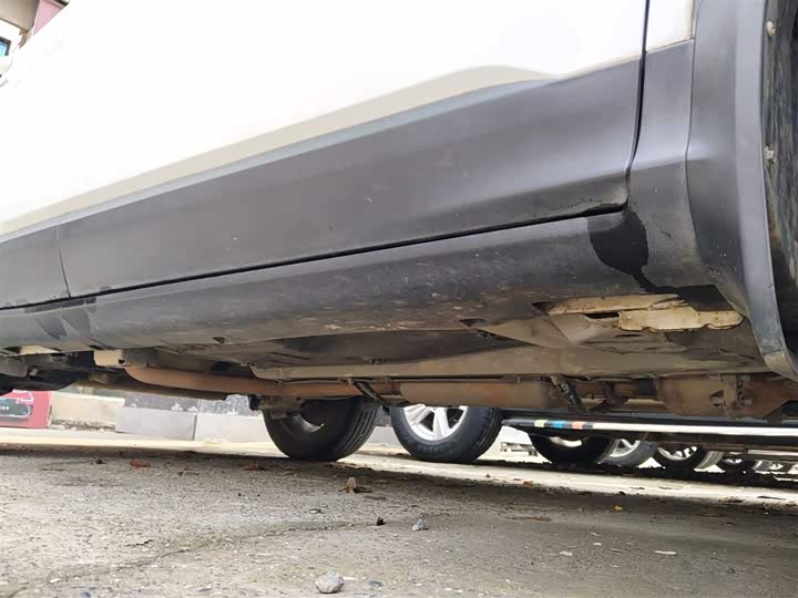 Фото 21 - Geely Coolray