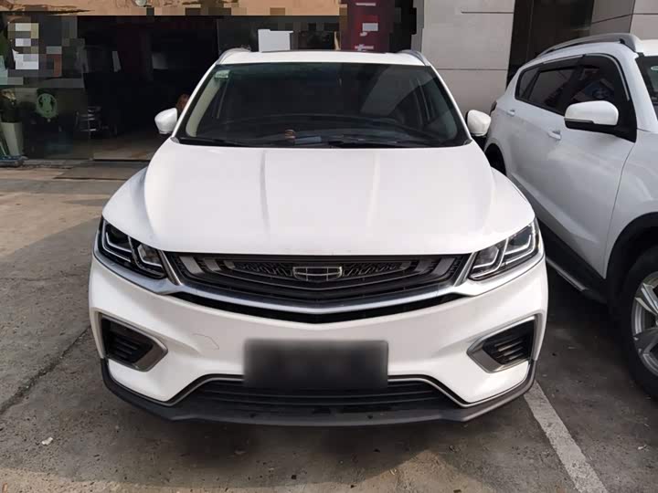 Фото 3 - Geely Coolray