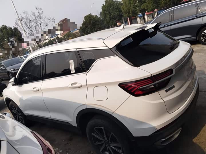 Фото 5 - Geely Coolray