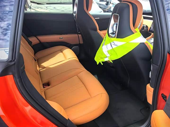 Фото 4 - Xiaomi YU7