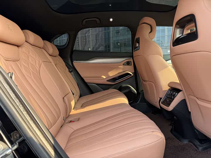 Фото 17 - BYD Song L