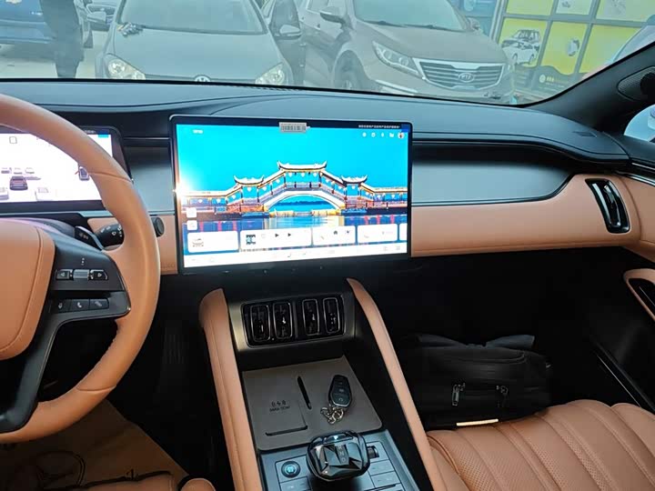 Фото 13 - BYD Song L