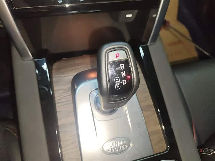 Фото 14 - Land Rover Discovery Sport