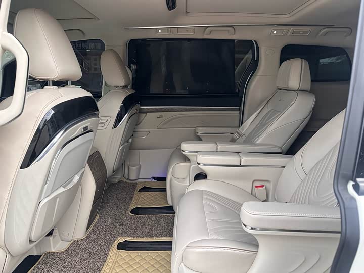 Фото 10 - GAC Trumpchi M8