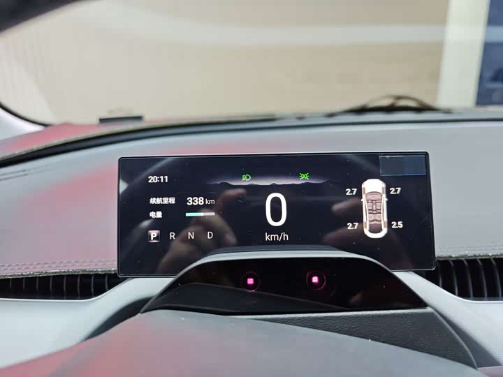 Фото 12 - XPeng Mona M03