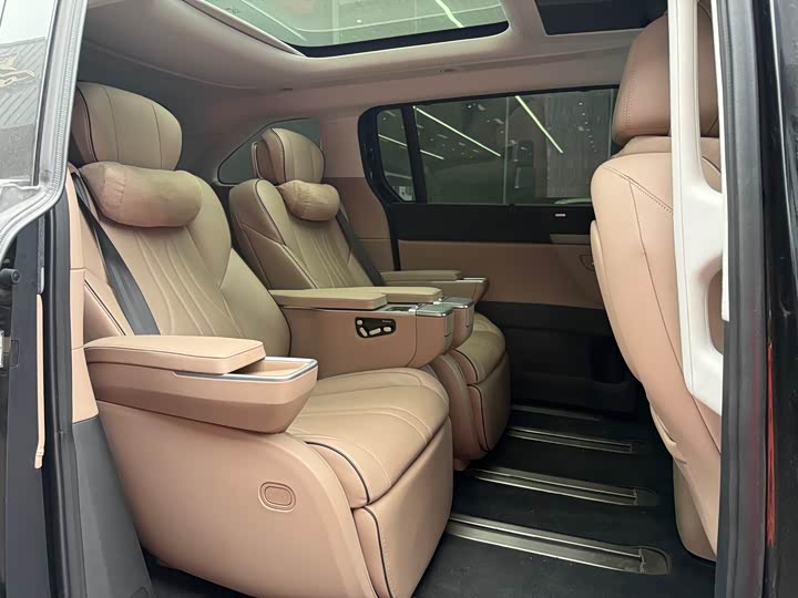 Фото 8 - XPeng X9