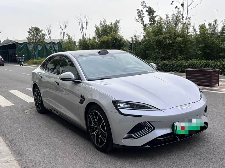 Фото 3 - BYD Seal