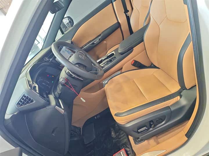 Фото 8 - Lexus RZ