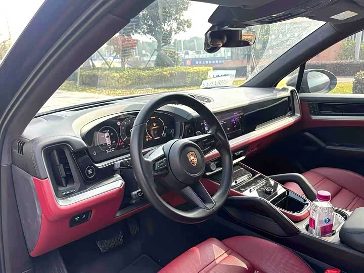 Фото 7 - Porsche Cayenne