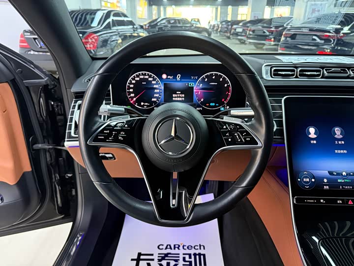 Фото 12 - Mercedes-Benz S-Class