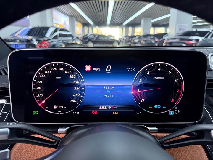 Фото 13 - Mercedes-Benz S-Class