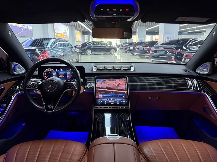 Фото 20 - Mercedes-Benz S-Class