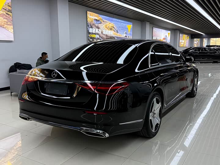 Фото 6 - Mercedes-Benz S-Class