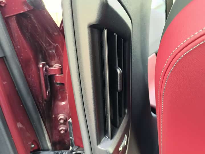 Фото 18 - BMW i5