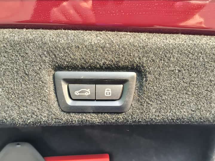 Фото 20 - BMW i5