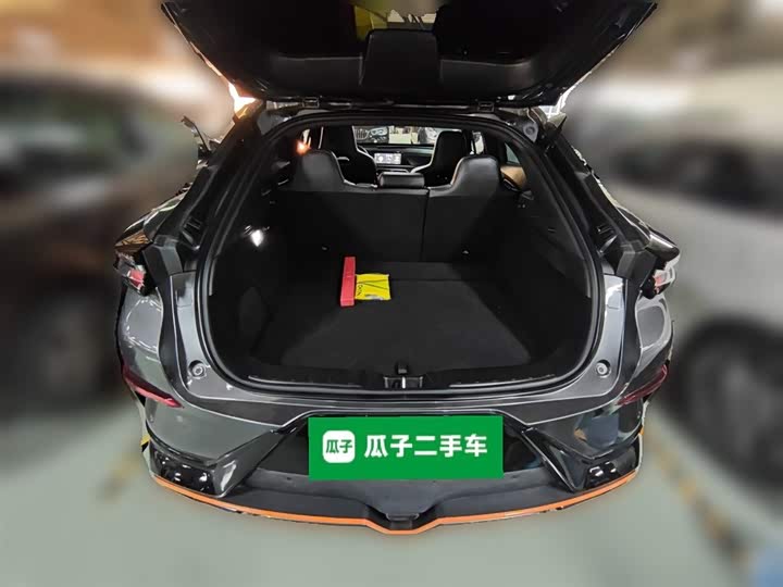 Фото 10 - Changan UNI-T