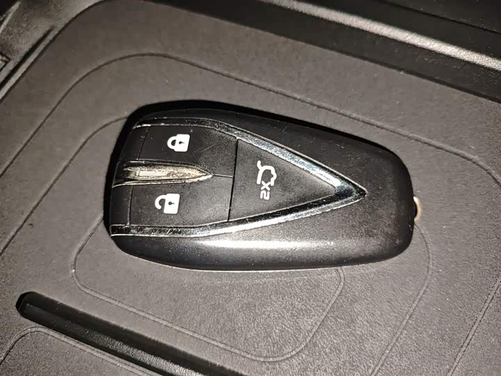 Фото 12 - Changan UNI-T