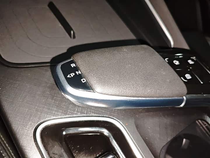 Фото 7 - Changan UNI-T