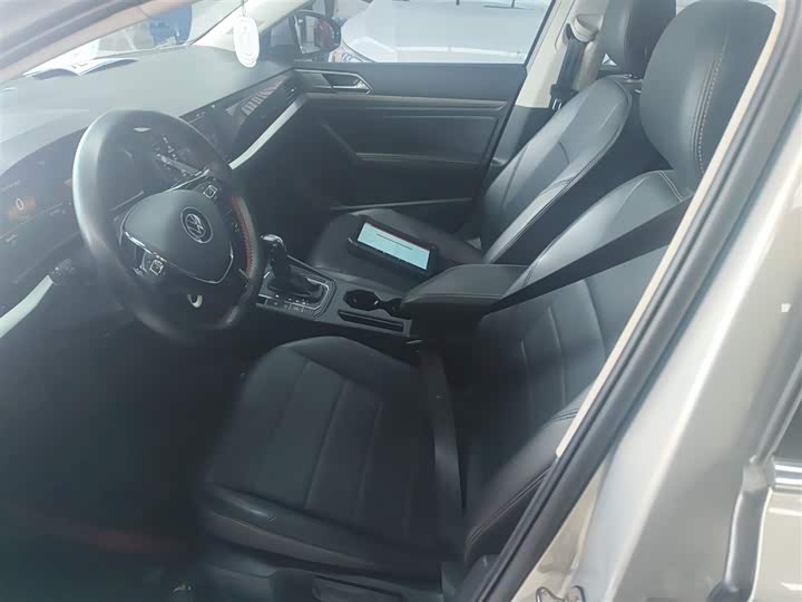 Фото 15 - Volkswagen Lavida