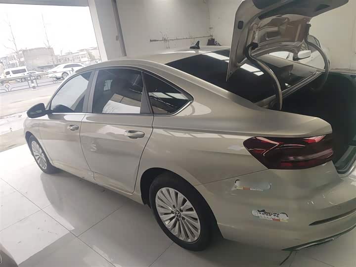 Фото 5 - Volkswagen Lavida