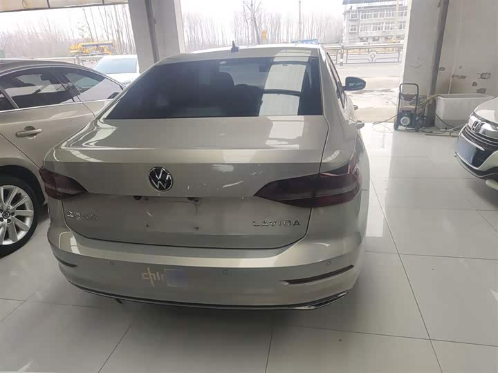 Фото 6 - Volkswagen Lavida