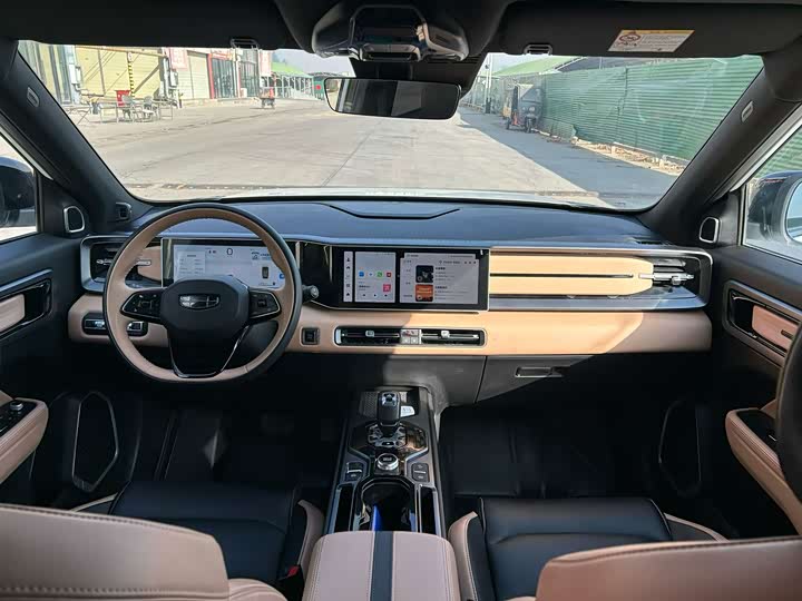 Фото 7 - Geely Icon