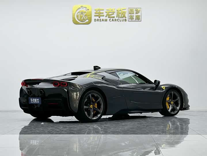 Фото 4 - Ferrari SF90