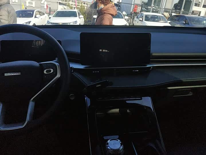 Фото 13 - Haval H6