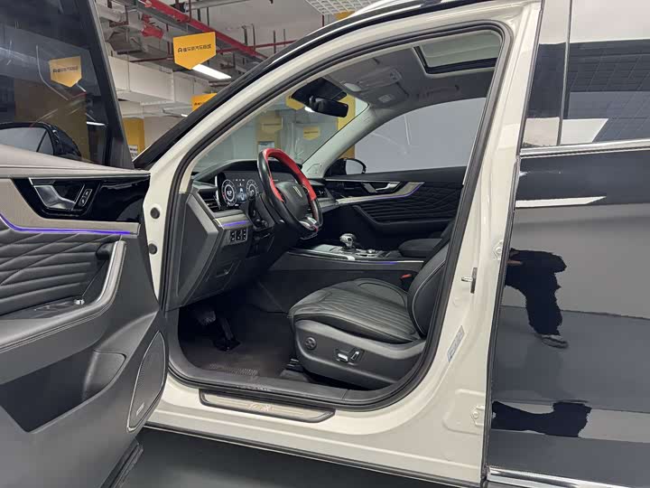 Фото 10 - Hongqi HS5