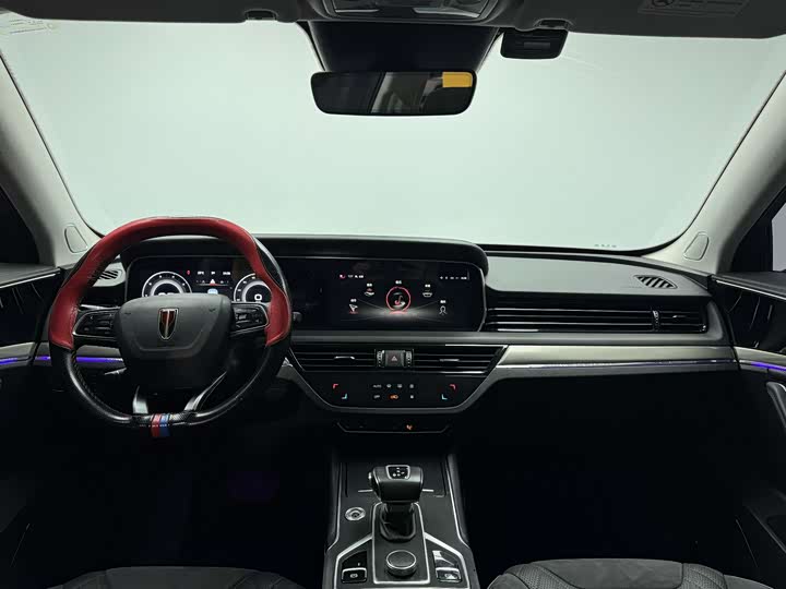 Фото 12 - Hongqi HS5