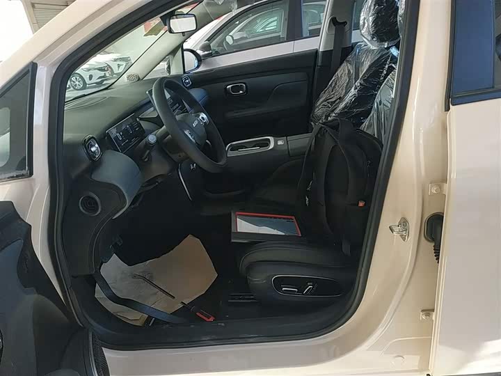 Фото 15 - GAC Aion UT