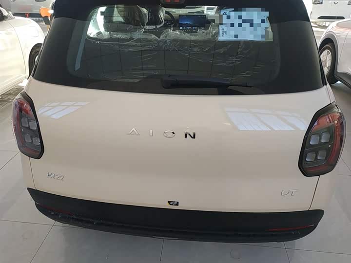 Фото 6 - GAC Aion UT