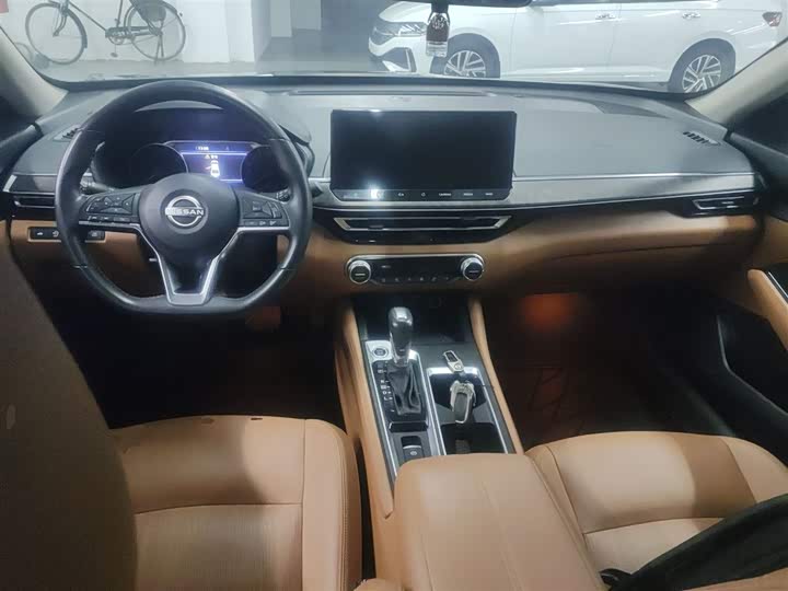 Фото 10 - Nissan Teana