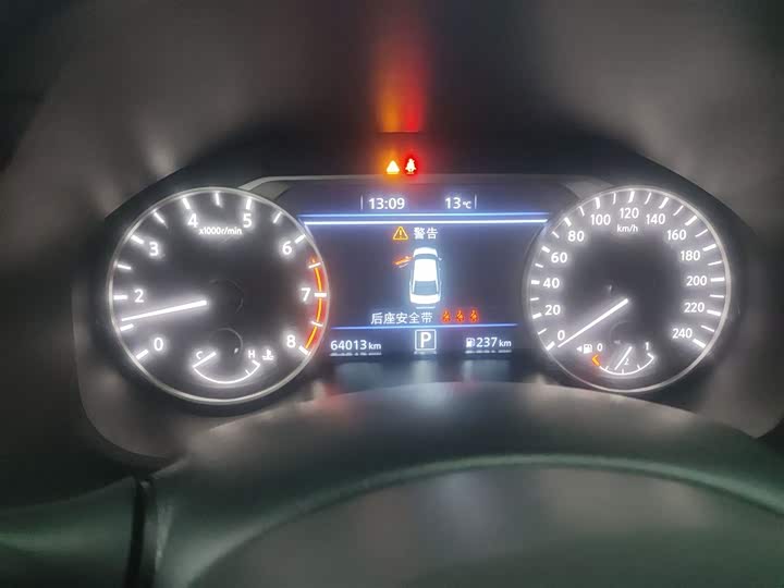 Фото 12 - Nissan Teana