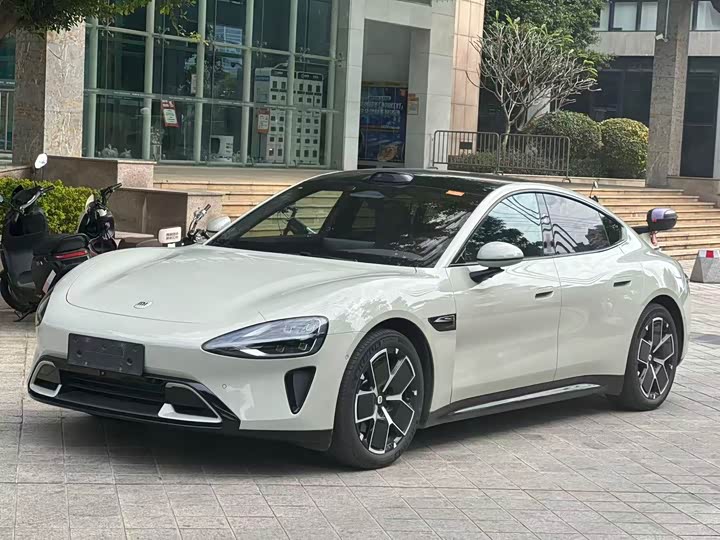 Фото 1 - Xiaomi SU7