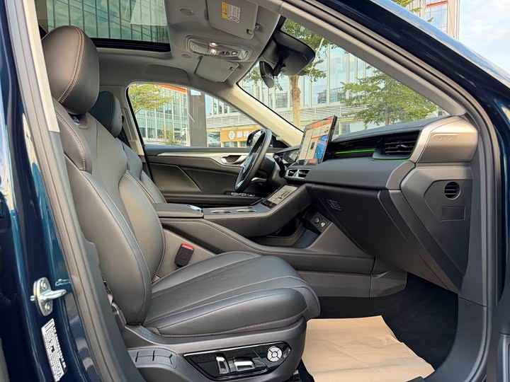 Фото 10 - Wey Mocca Hybrid