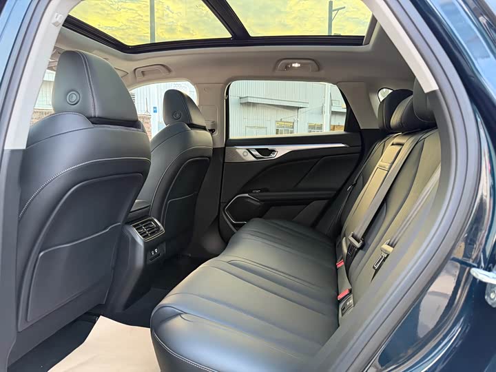 Фото 5 - Wey Mocca Hybrid