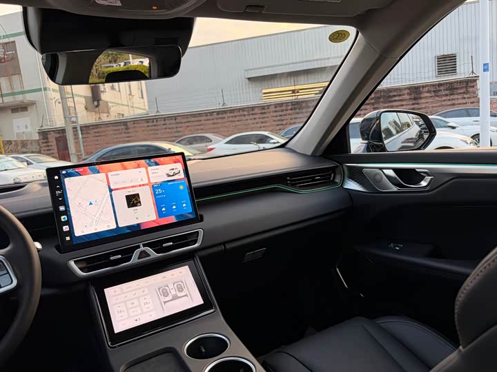 Фото 8 - Wey Mocca Hybrid