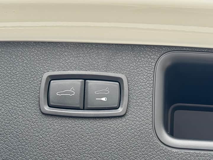 Фото 11 - Porsche Macan