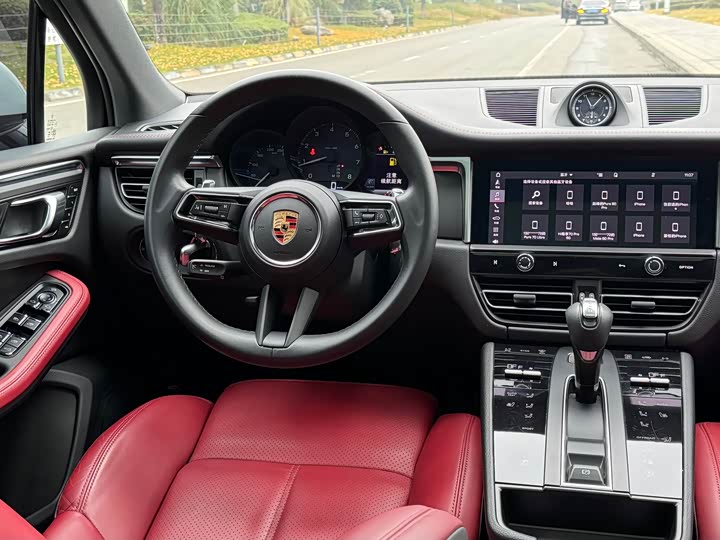 Фото 19 - Porsche Macan